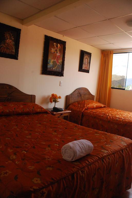 Hostal El Auqui Cuzco Room photo